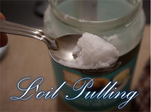 L'oil Pulling - Fini la mauvaise haleine, les caries, et les probl&egrave;mes buccaux !